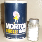 sal and salt shaker